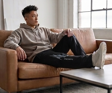 DRESSTHETIC ORIGINALS: THE THUNDERBOLT SWEATPANT